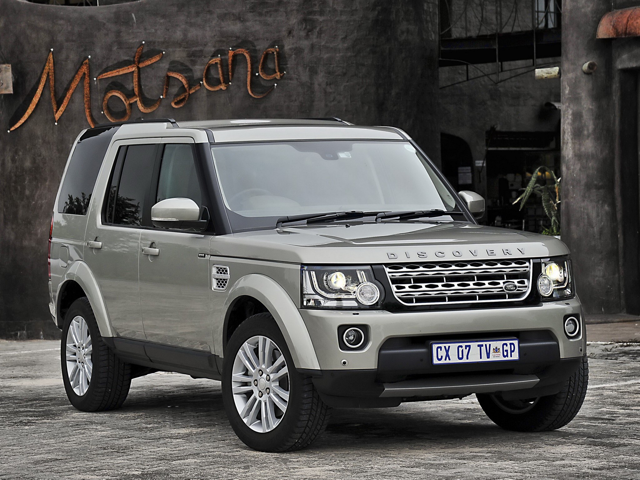 Land Rover Discovery photo 15