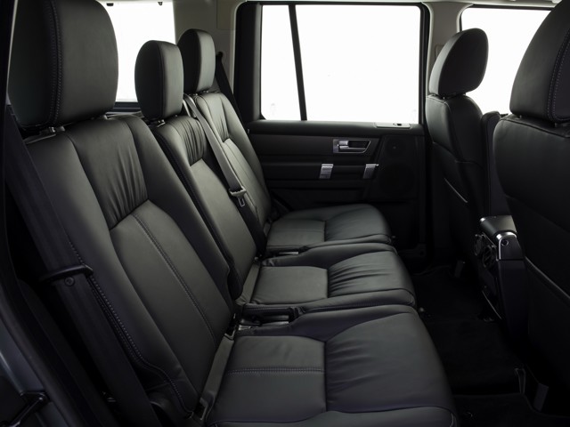 Land Rover Discovery photo 18