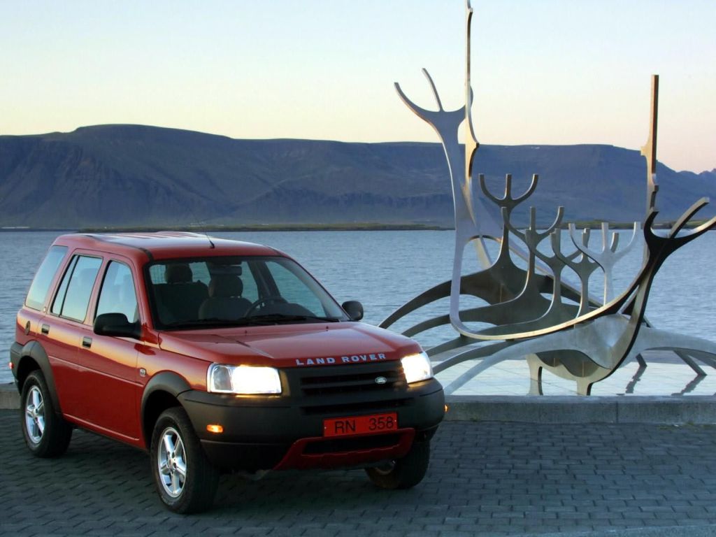 Land Rover Freelander photo 3