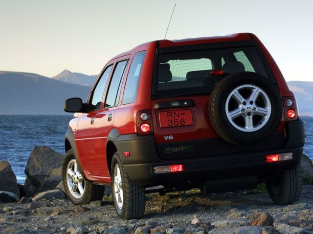 Land Rover Freelander photo 7