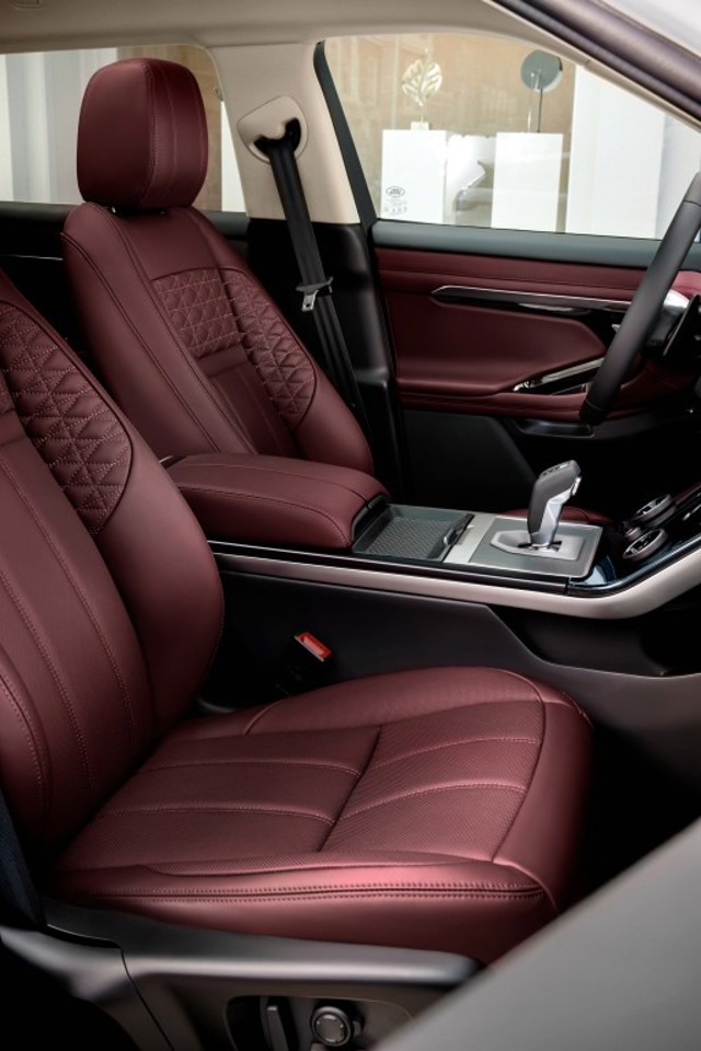 Land Rover Range Rover Evoque photo 47