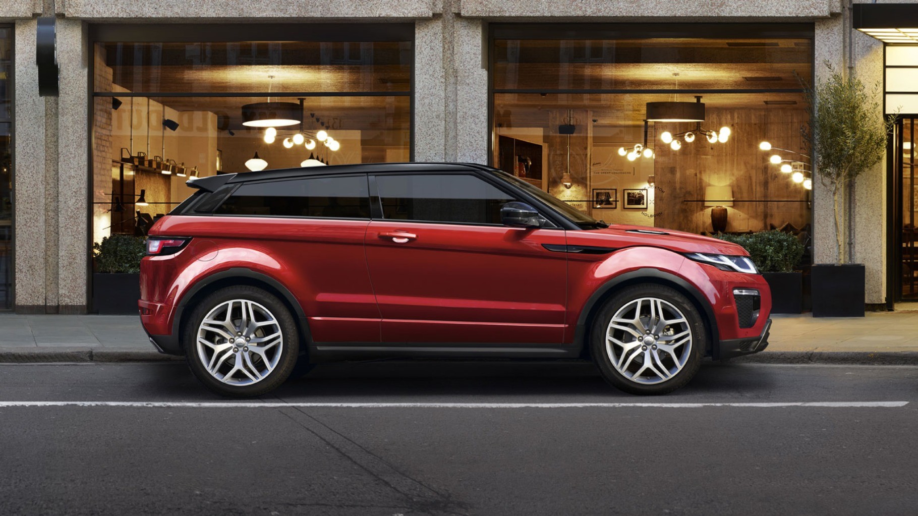 Land Rover Range Rover Evoque photo 3