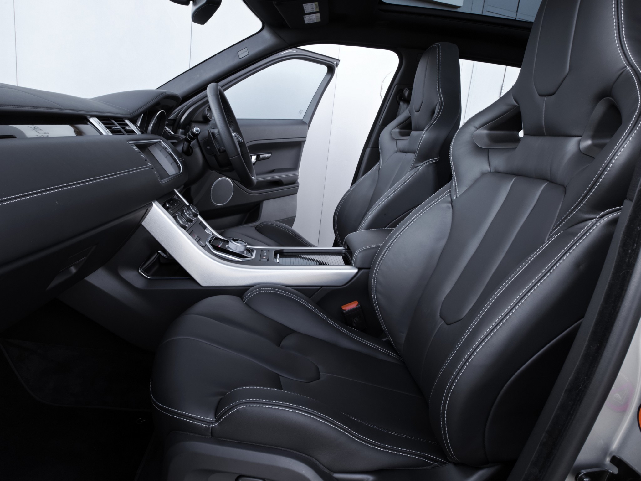 Land Rover Range Rover Evoque photo 76