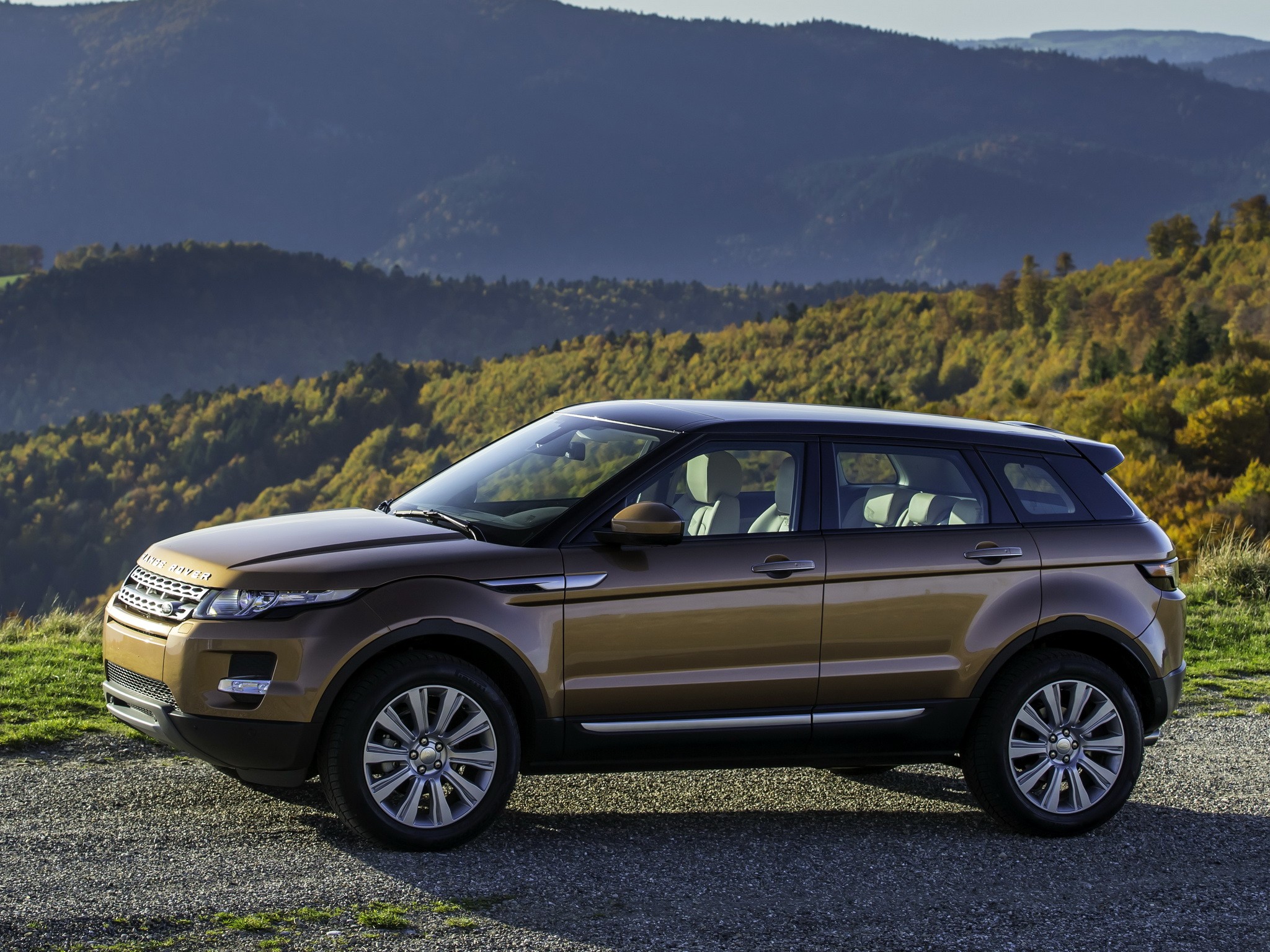 Land Rover Range Rover Evoque photo 32