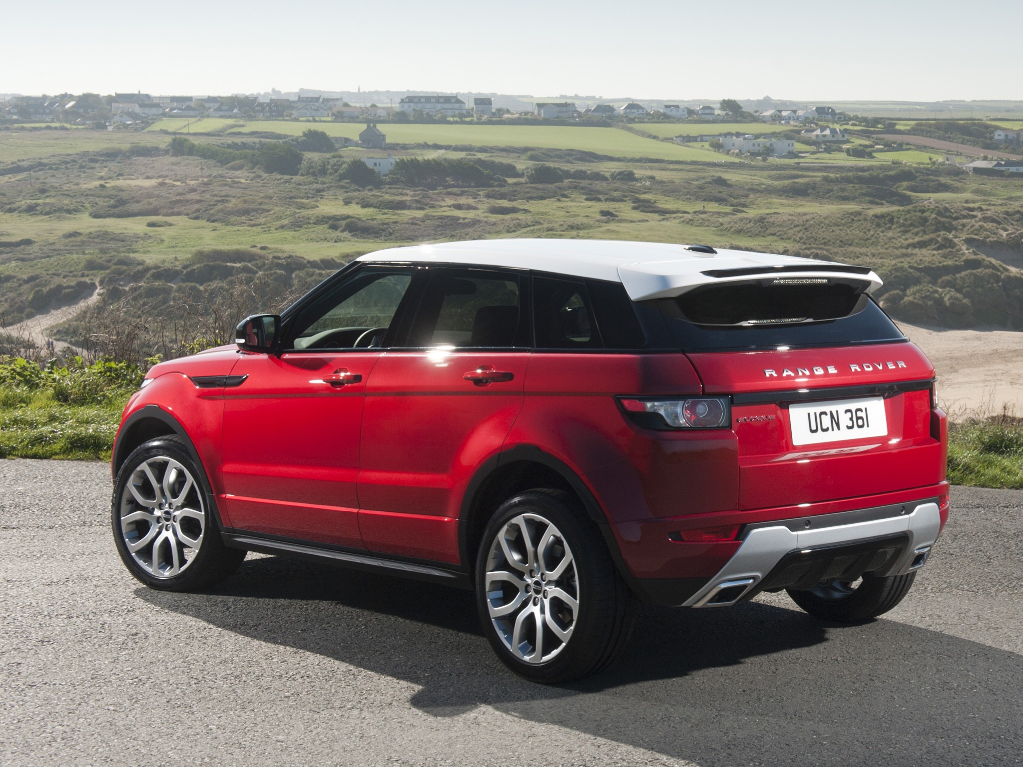 Land Rover Range Rover Evoque photo 35