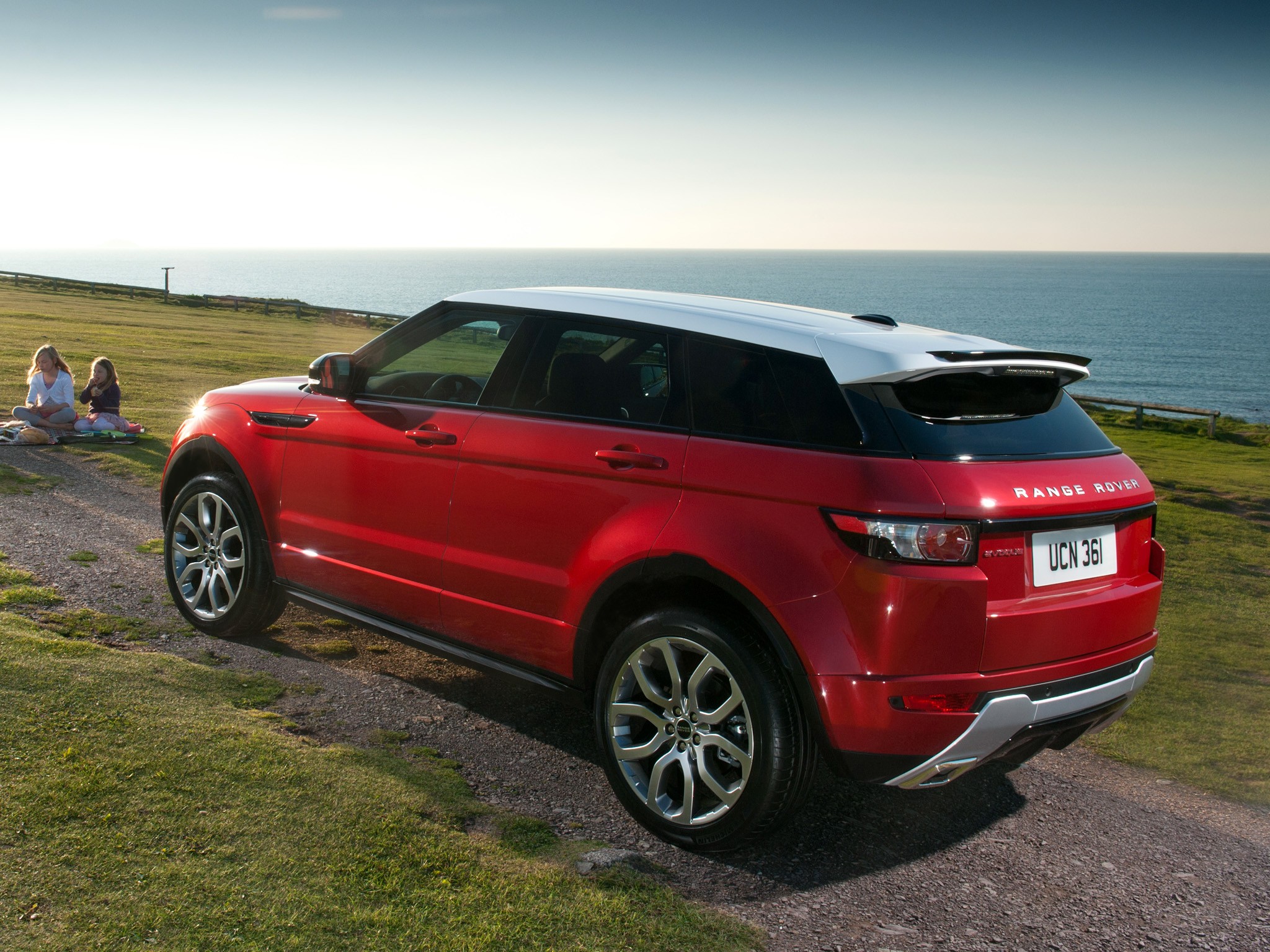Land Rover Range Rover Evoque photo 45