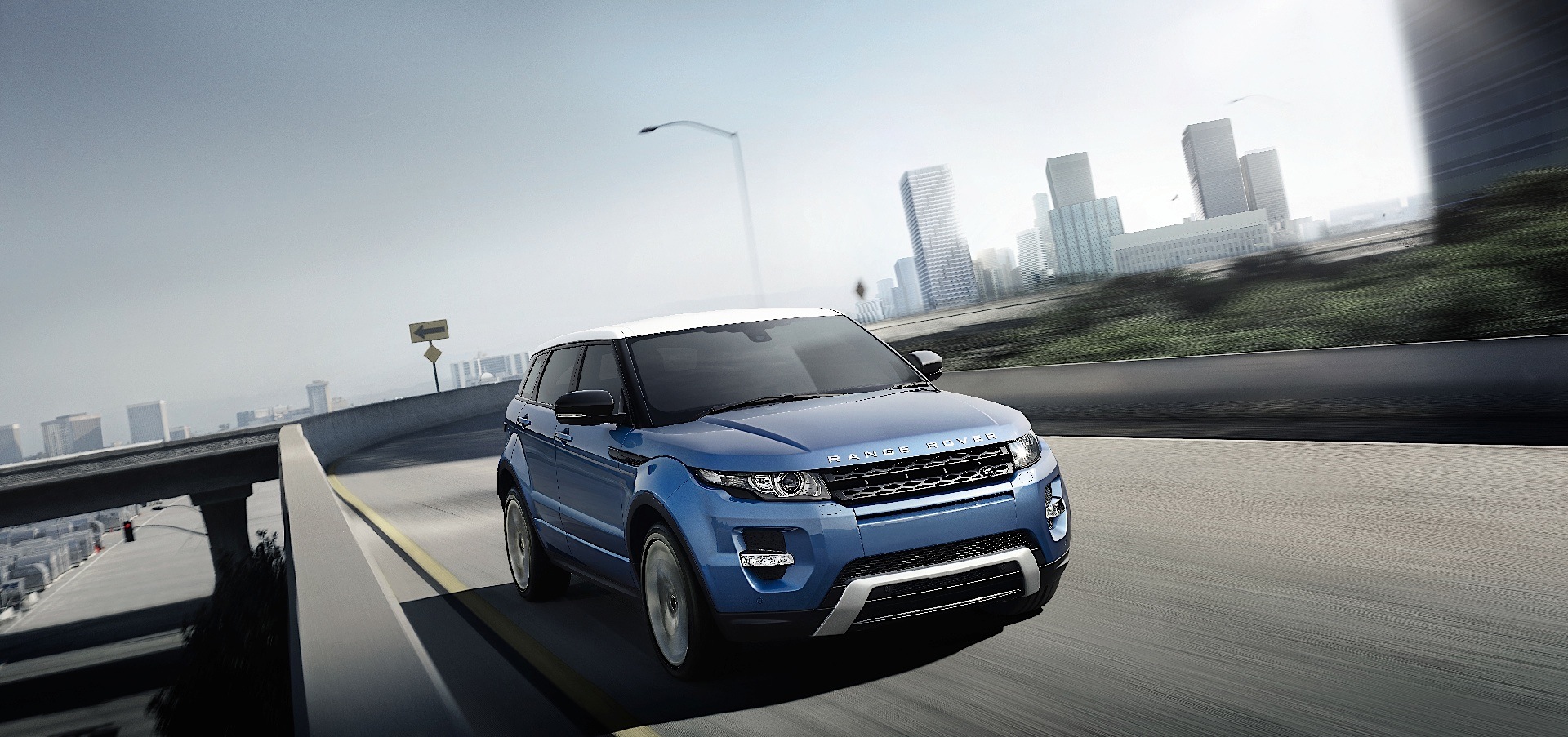 Land Rover Range Rover Evoque photo 15