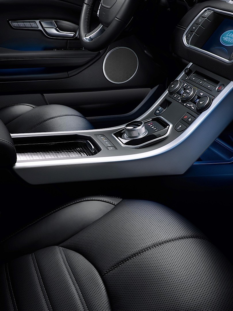 Land Rover Range Rover Evoque photo 19