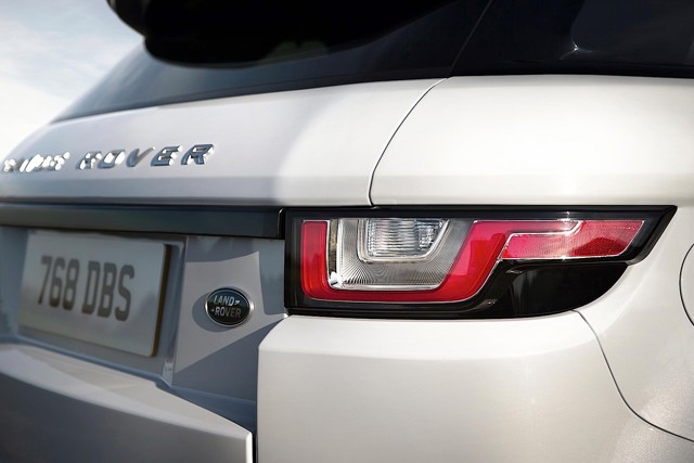 Land Rover Range Rover Evoque photo 12