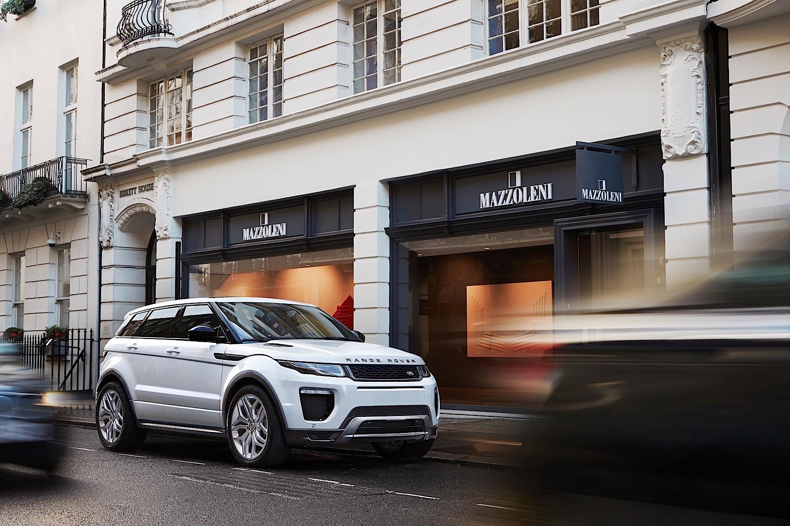 Land Rover Range Rover Evoque photo 15