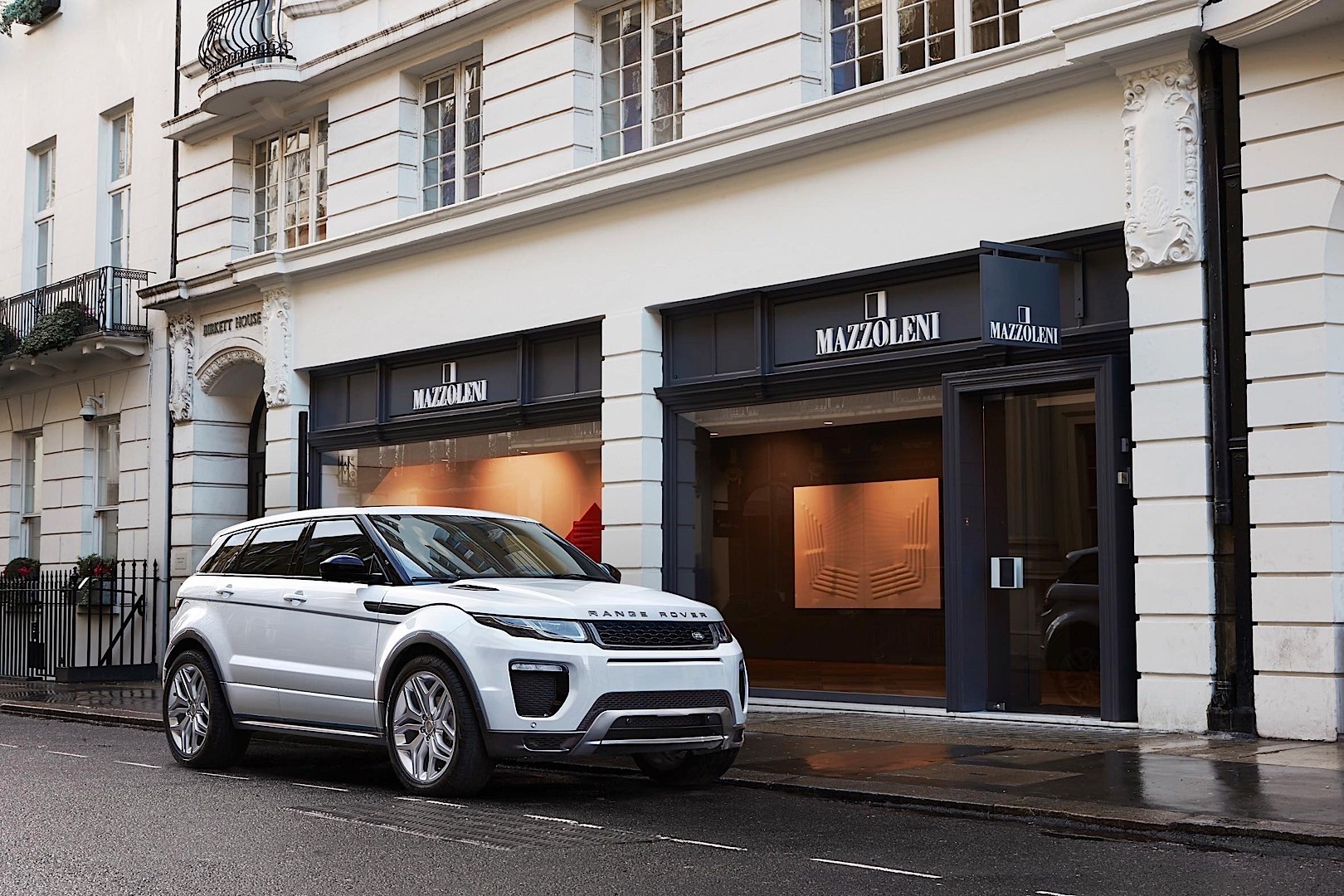 Land Rover Range Rover Evoque photo 4