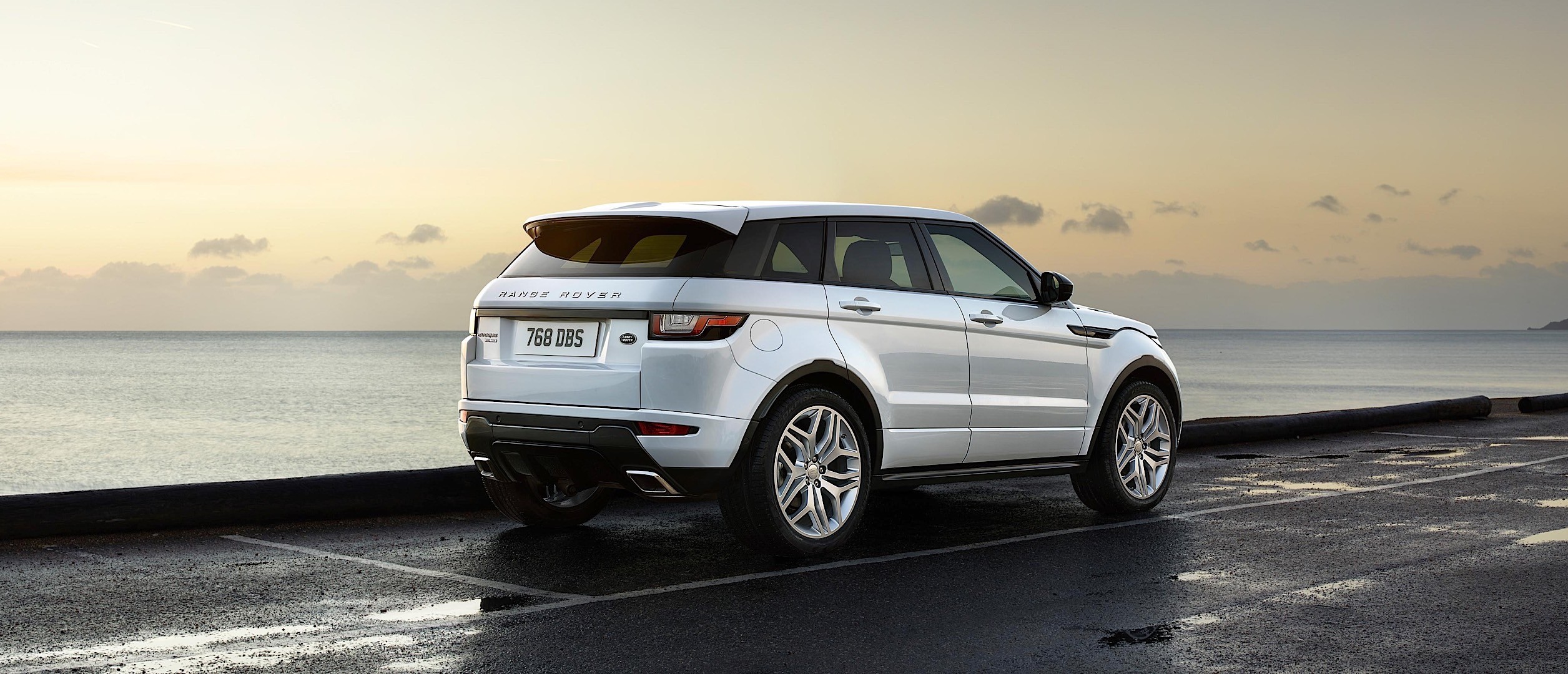 Land Rover Range Rover Evoque photo 5