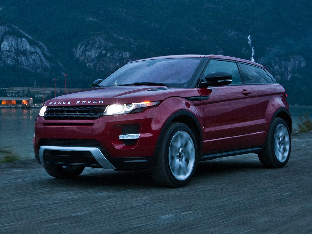 Land Rover Range Rover Evoque photo 77