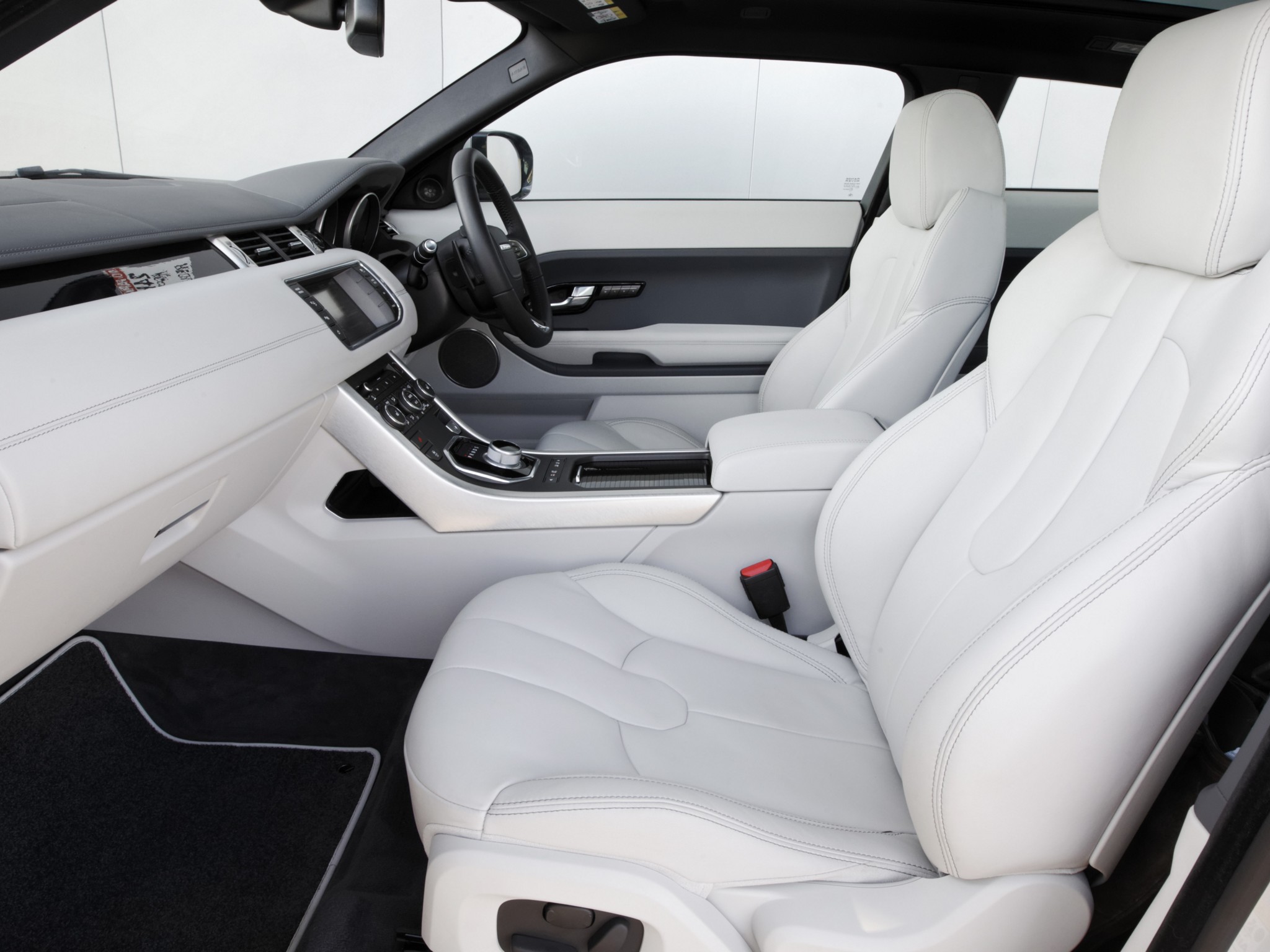 Land Rover Range Rover Evoque photo 110