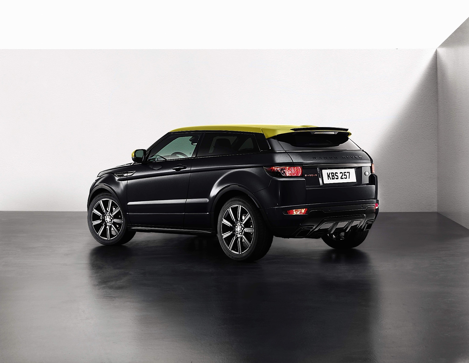 Land Rover Range Rover Evoque photo 23