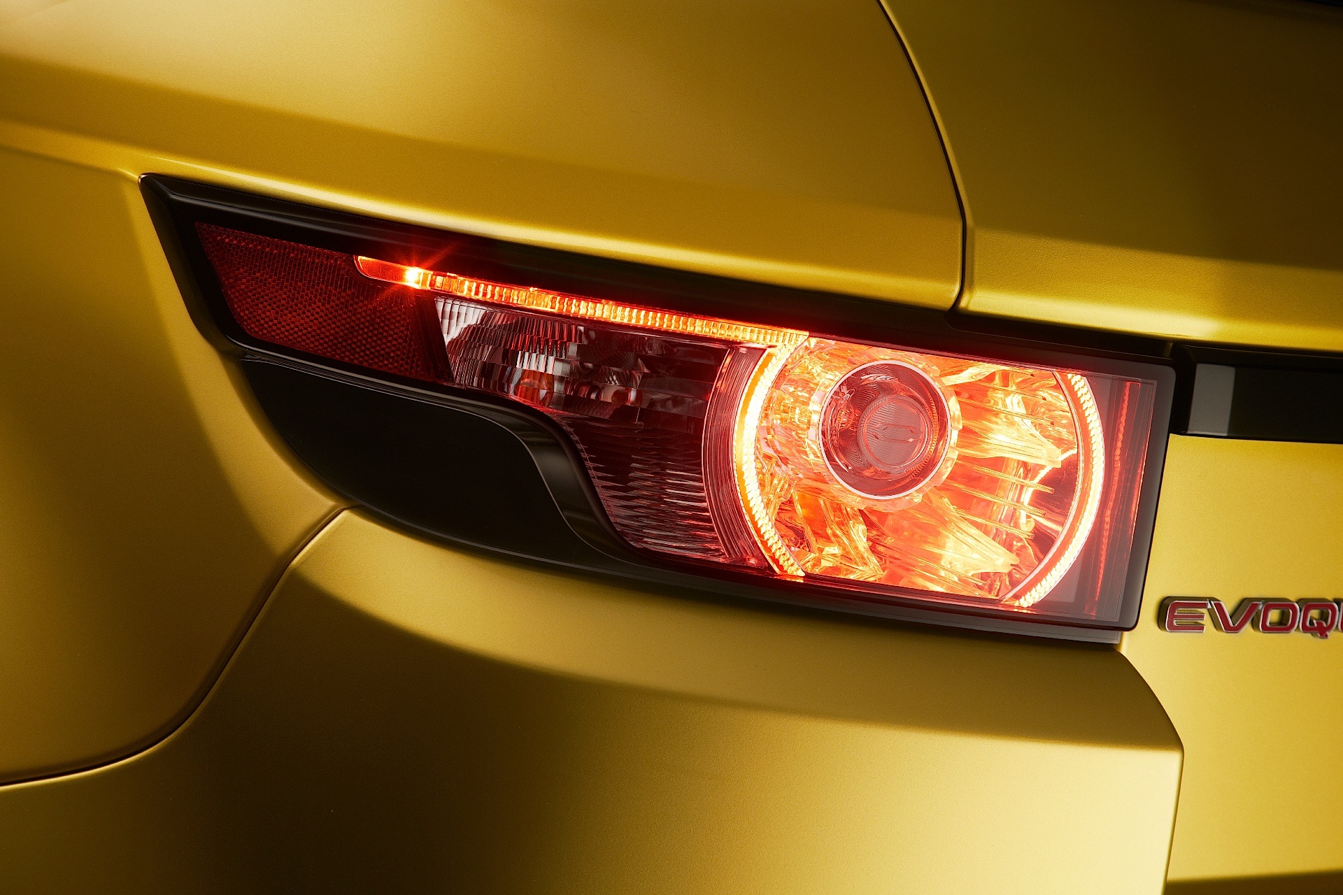 Land Rover Range Rover Evoque photo 27