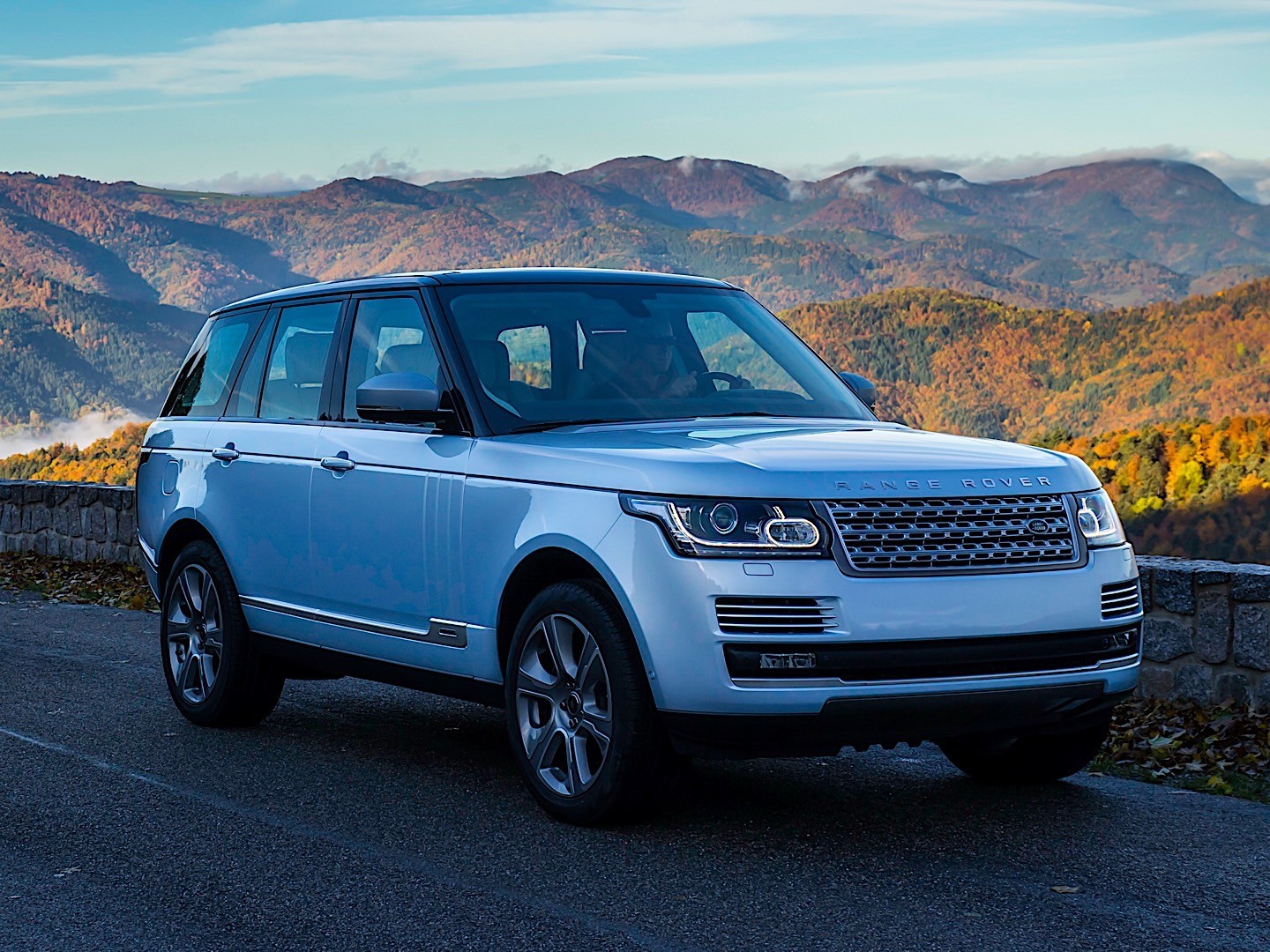 Land Rover Range Rover Phev photo 14