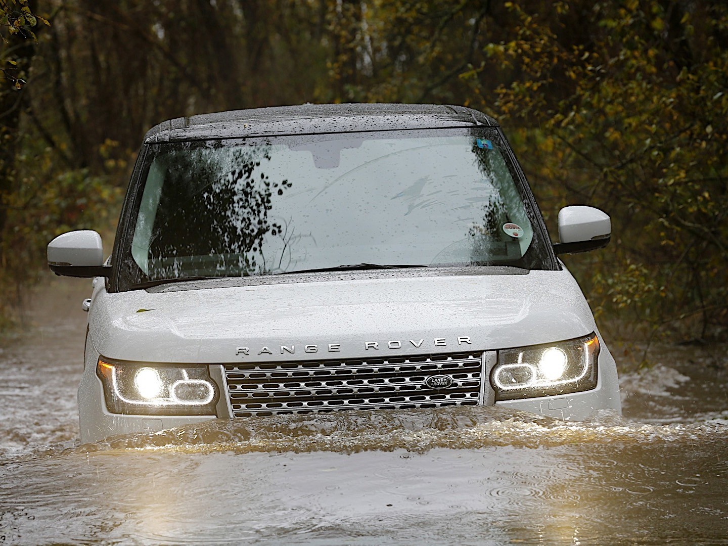 Land Rover Range Rover Phev photo 18