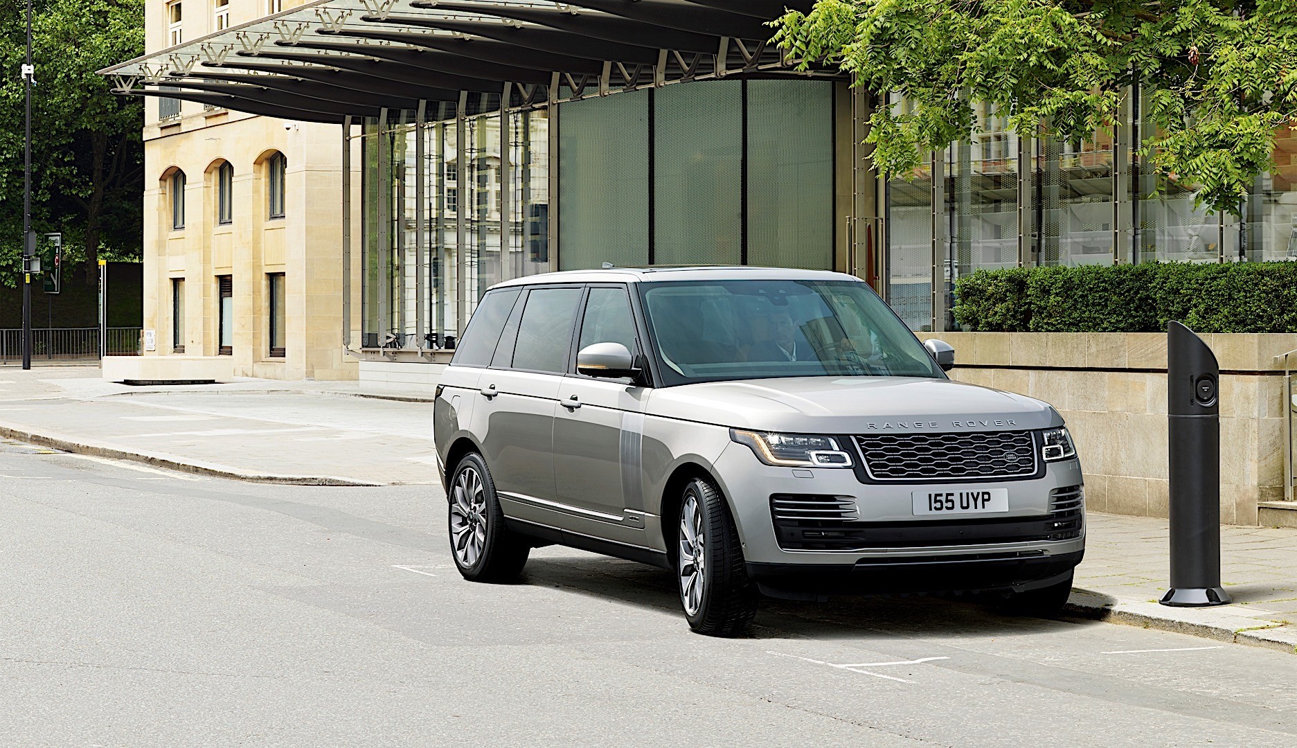 Land Rover Range Rover Phev photo 15
