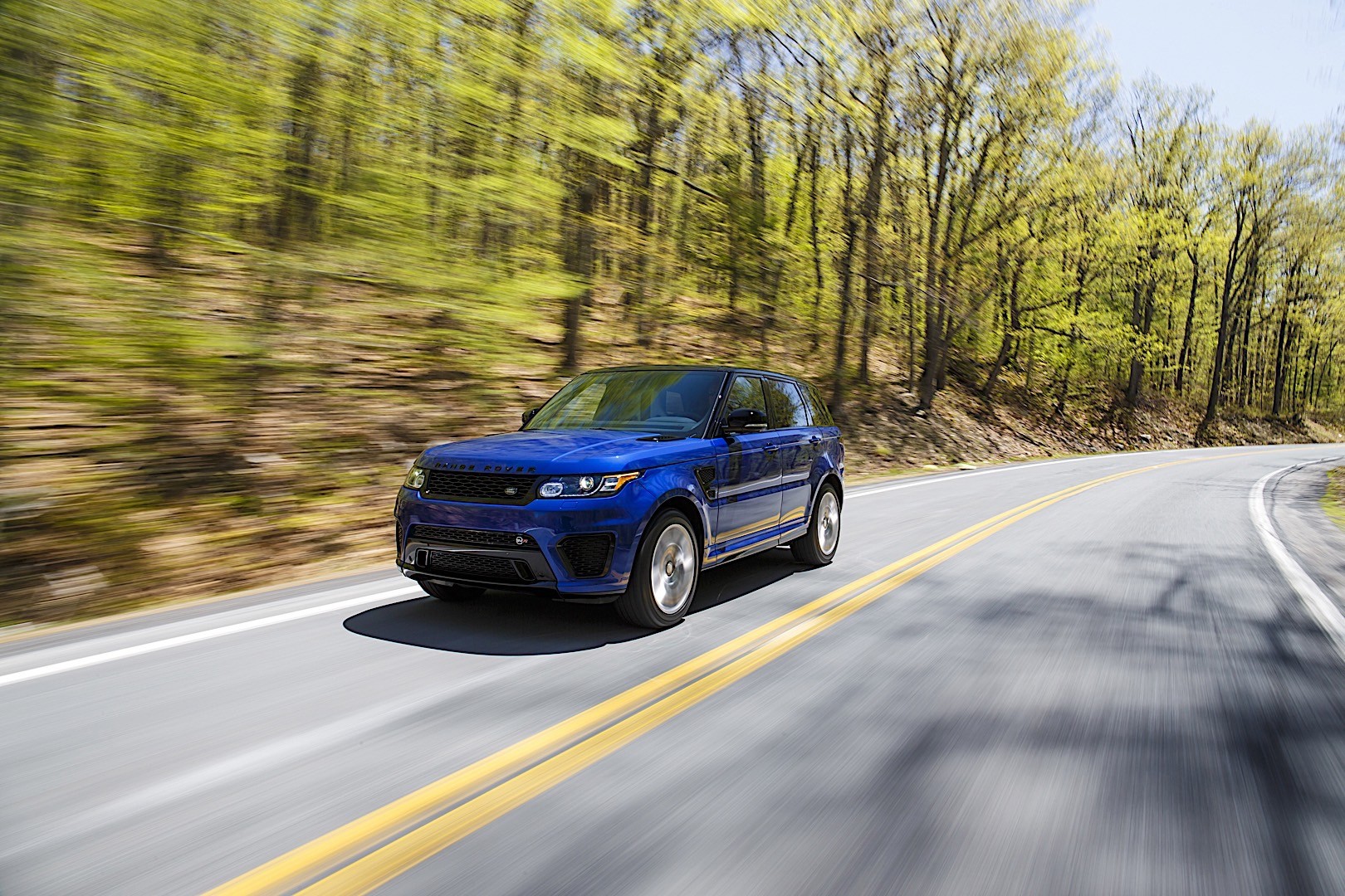 Land Rover Range Rover Sport Svr photo 12