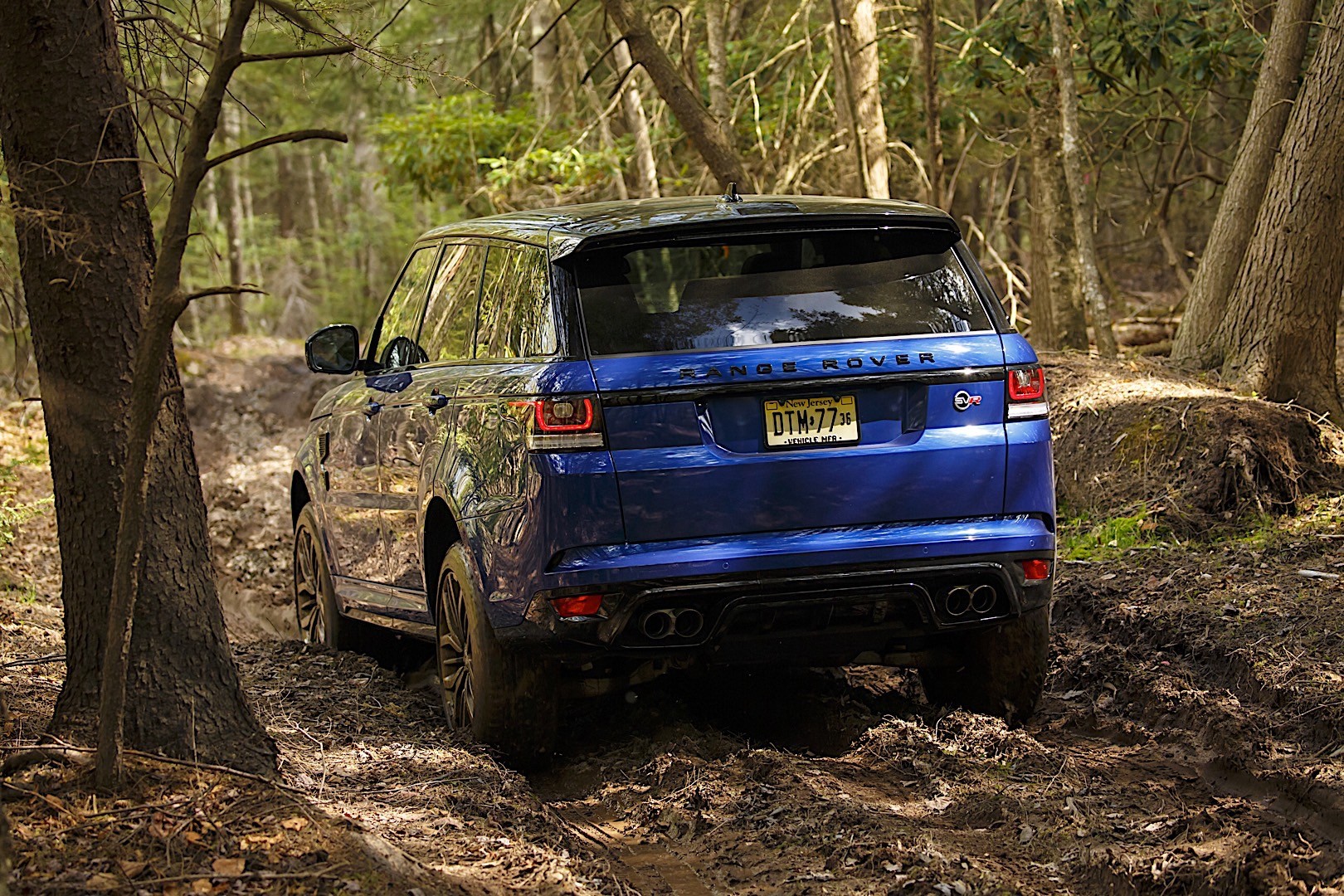 Land Rover Range Rover Sport Svr photo 18