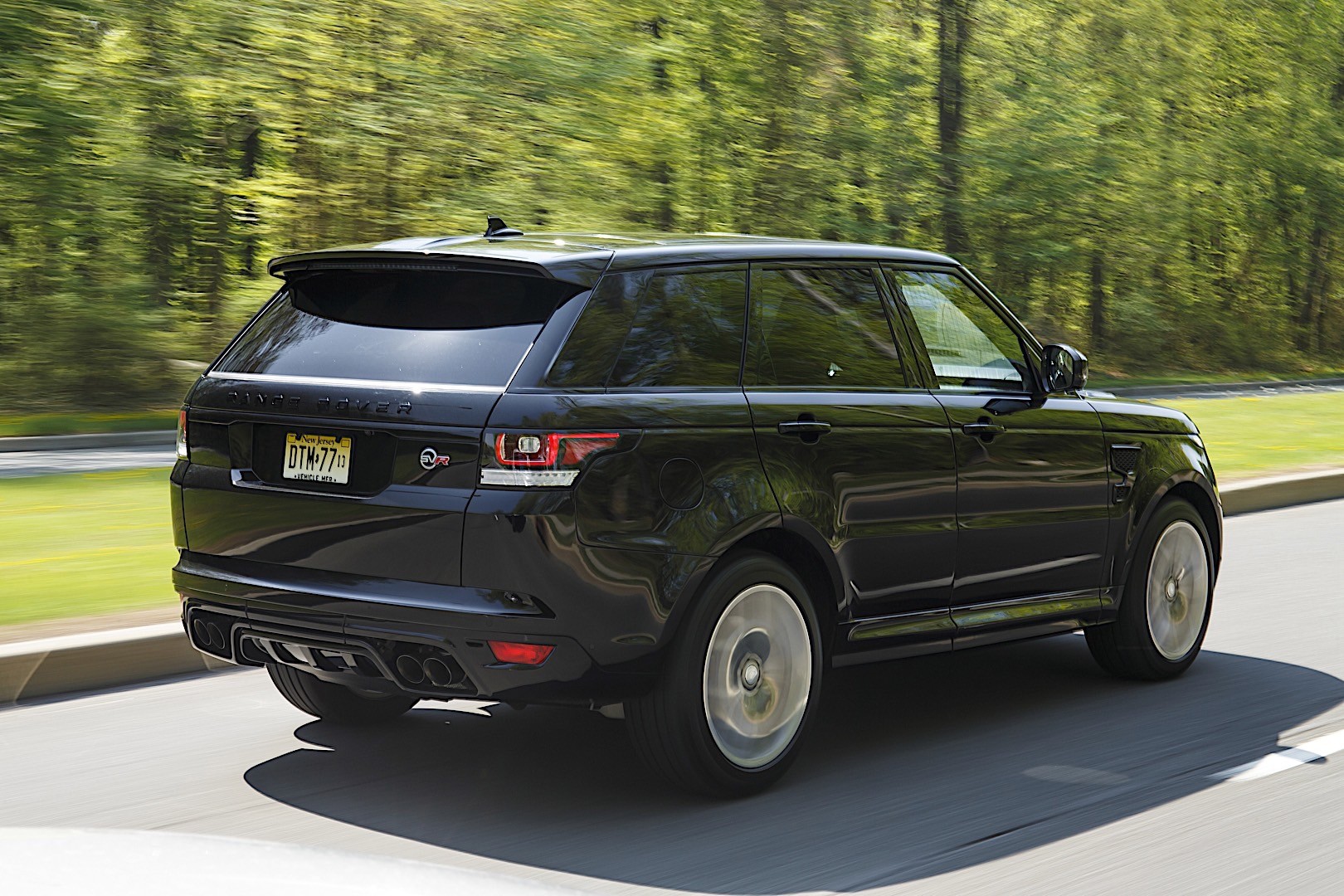 Land Rover Range Rover Sport Svr photo 19