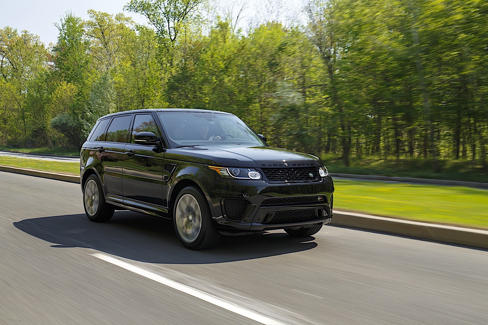 Land Rover Range Rover Sport Svr photo 23