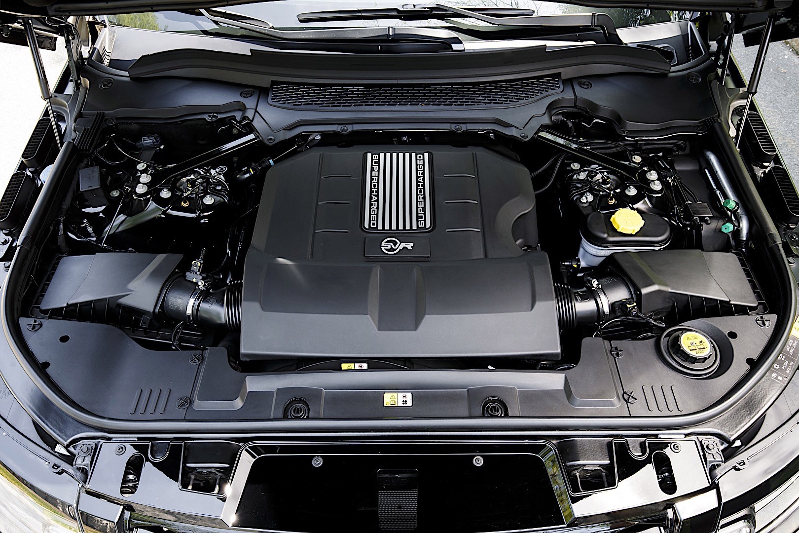 Land Rover Range Rover Sport Svr photo 30