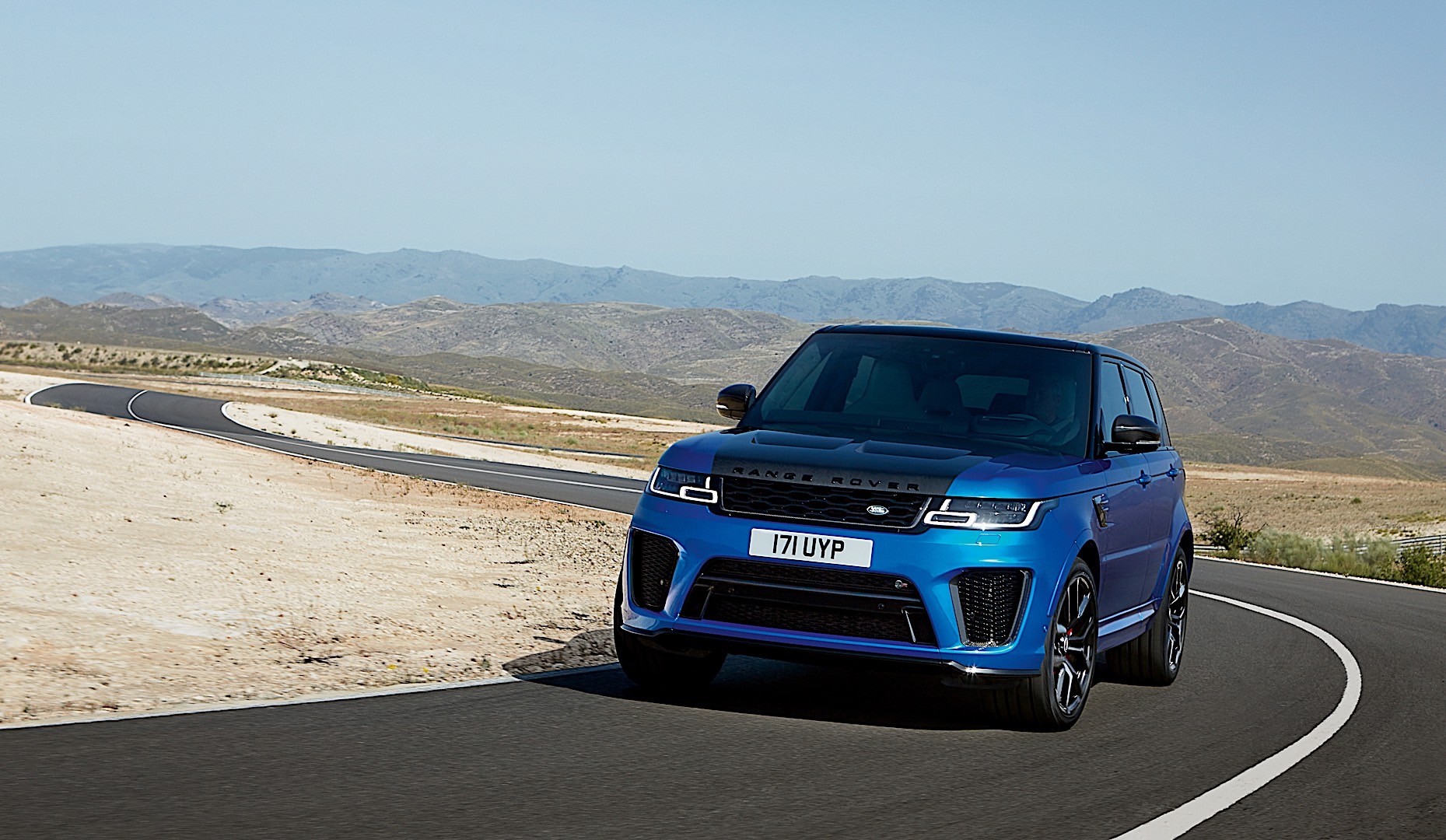 Land Rover Range Rover Sport Svr photo 9