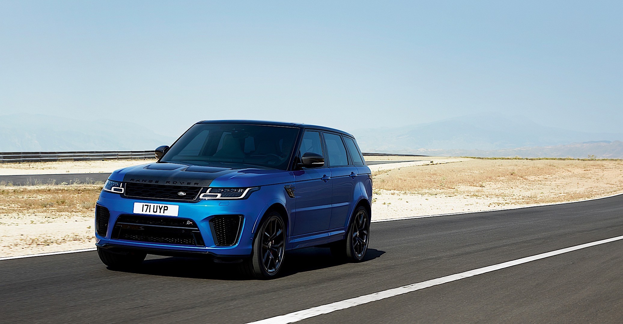 Land Rover Range Rover Sport Svr photo 15