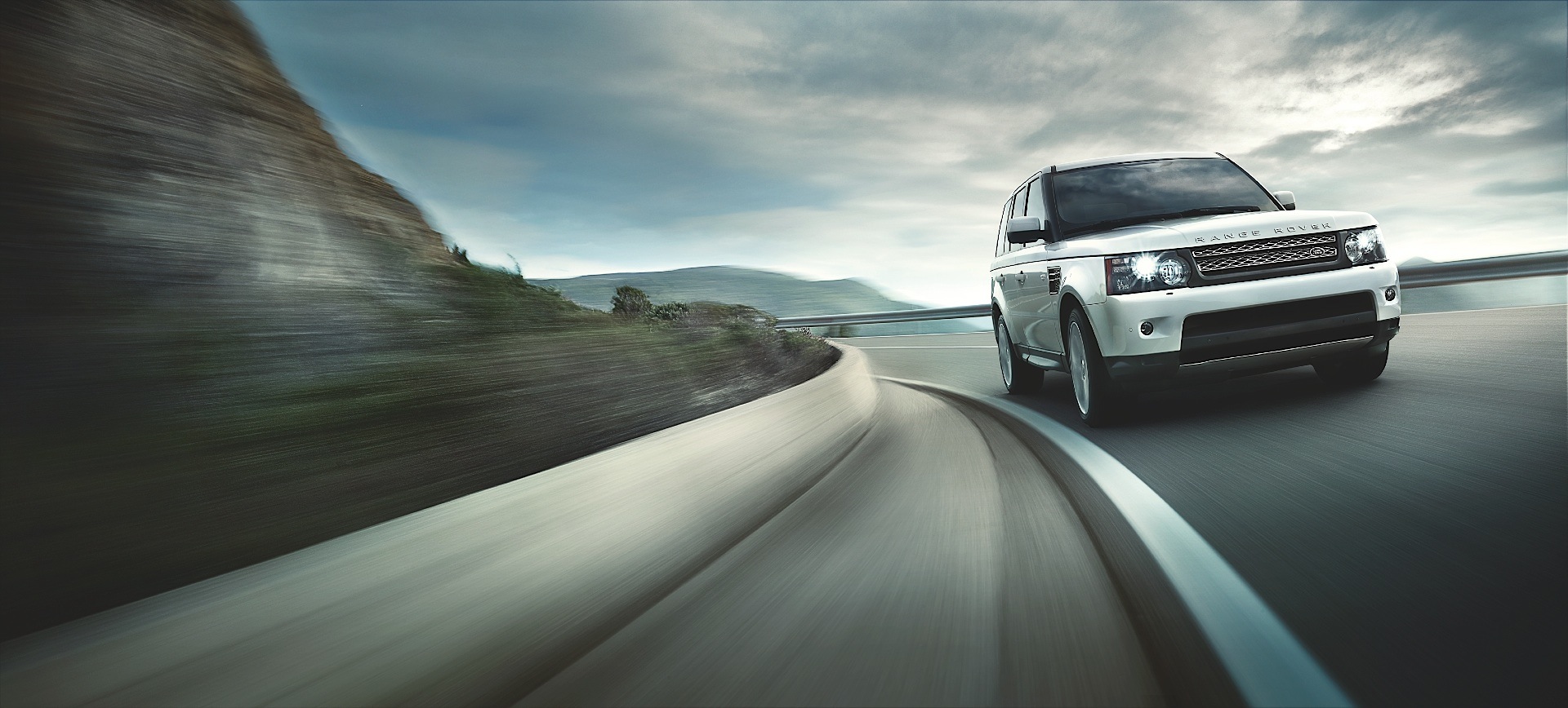 Land Rover Range Rover Sport photo 23