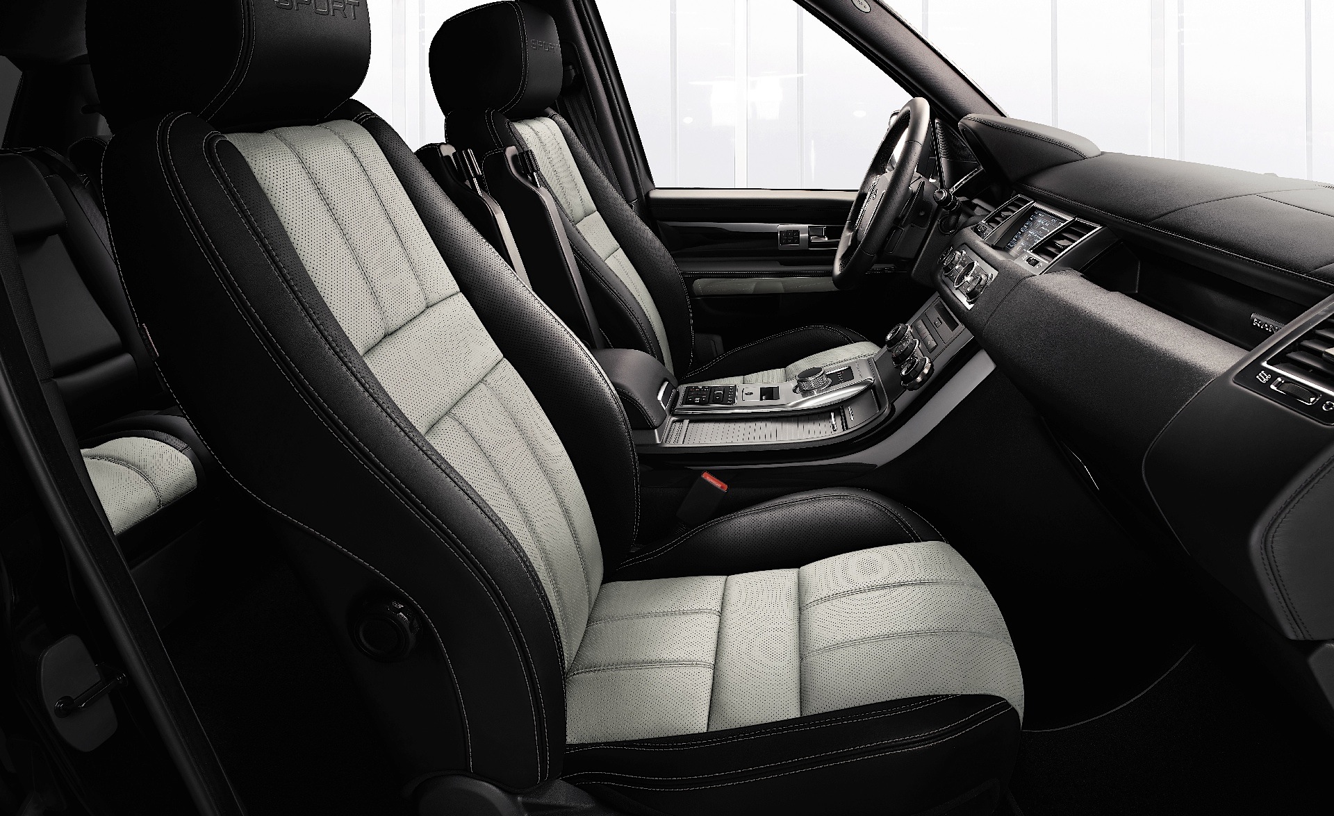 Land Rover Range Rover Sport photo 27