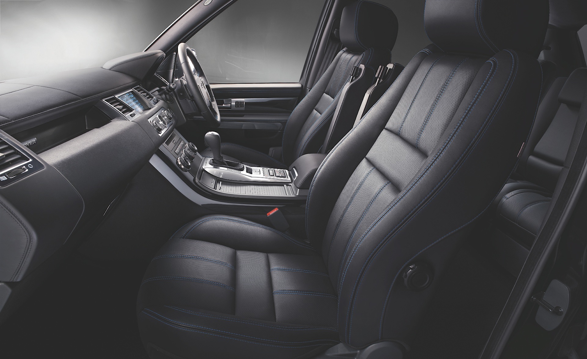 Land Rover Range Rover Sport photo 31