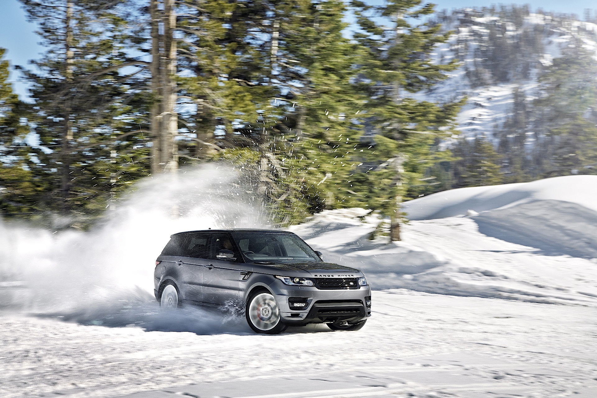 Land Rover Range Rover Sport photo 5