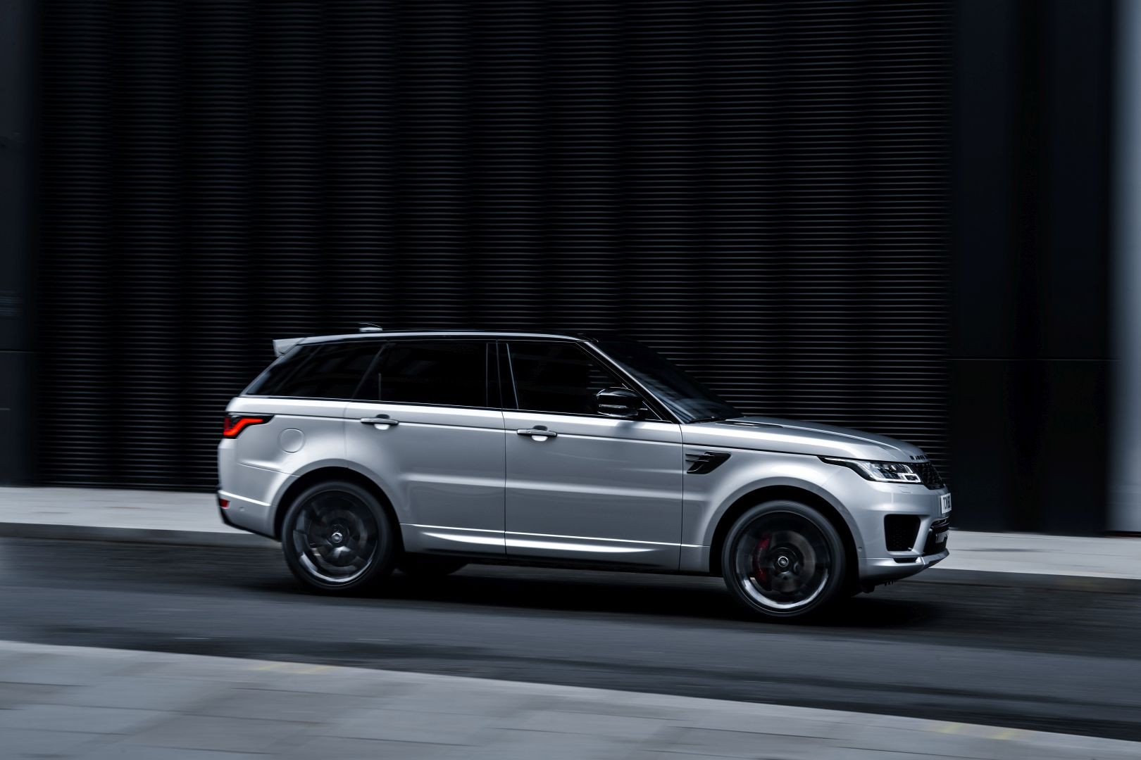 Land Rover Range Rover Sport photo 21