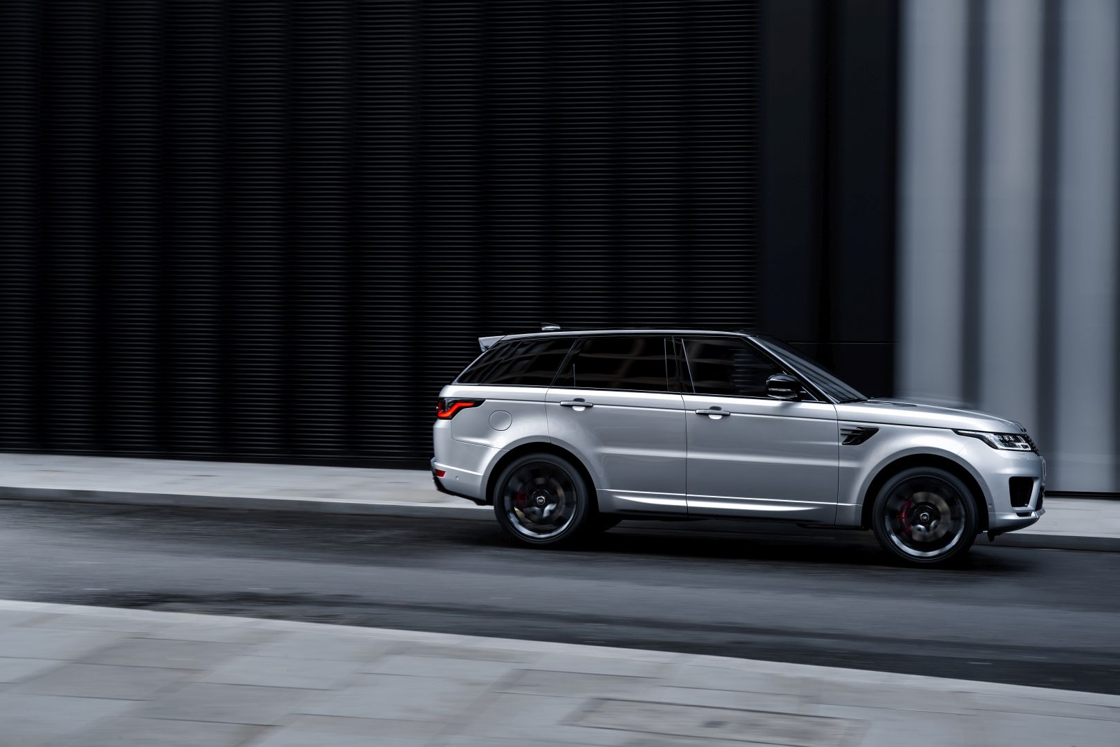 Land Rover Range Rover Sport photo 26