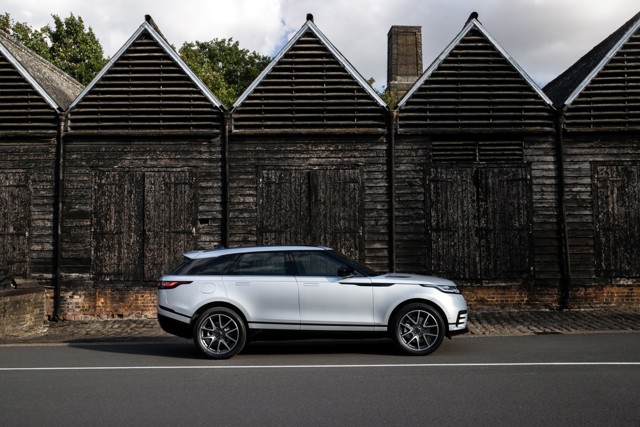 Land Rover Range Rover Velar photo 37