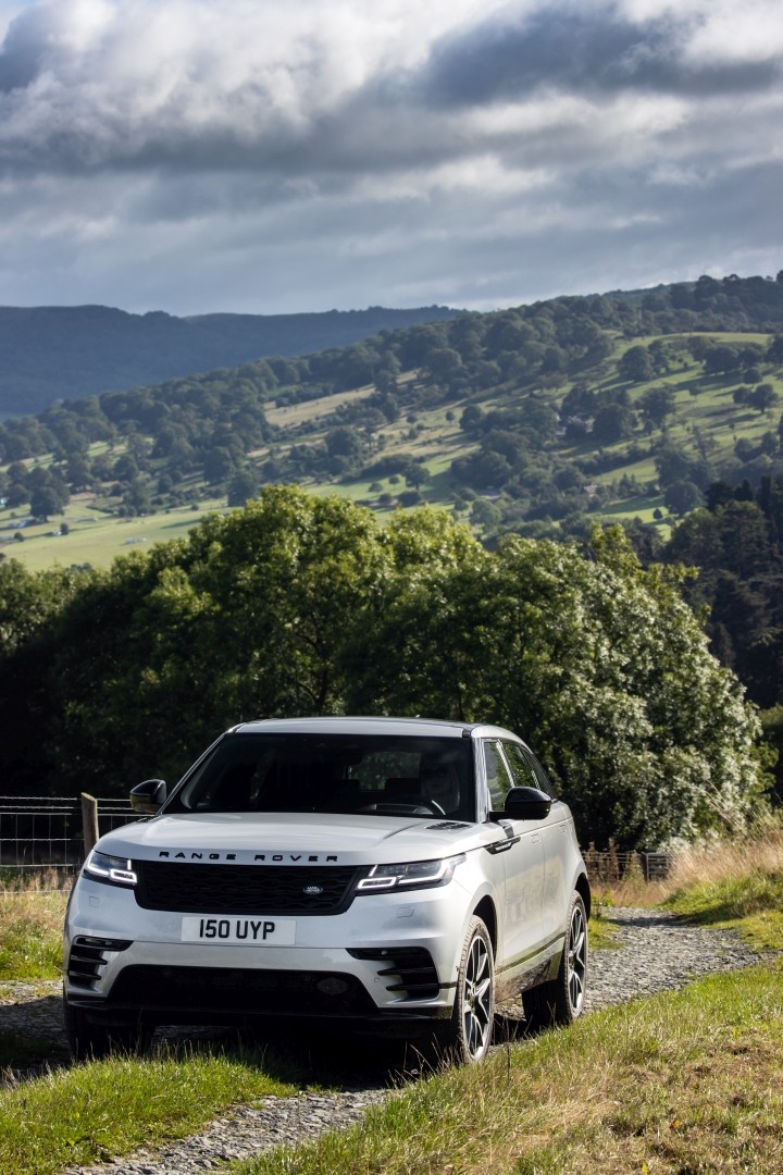 Land Rover Range Rover Velar photo 44
