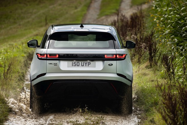Land Rover Range Rover Velar photo 45