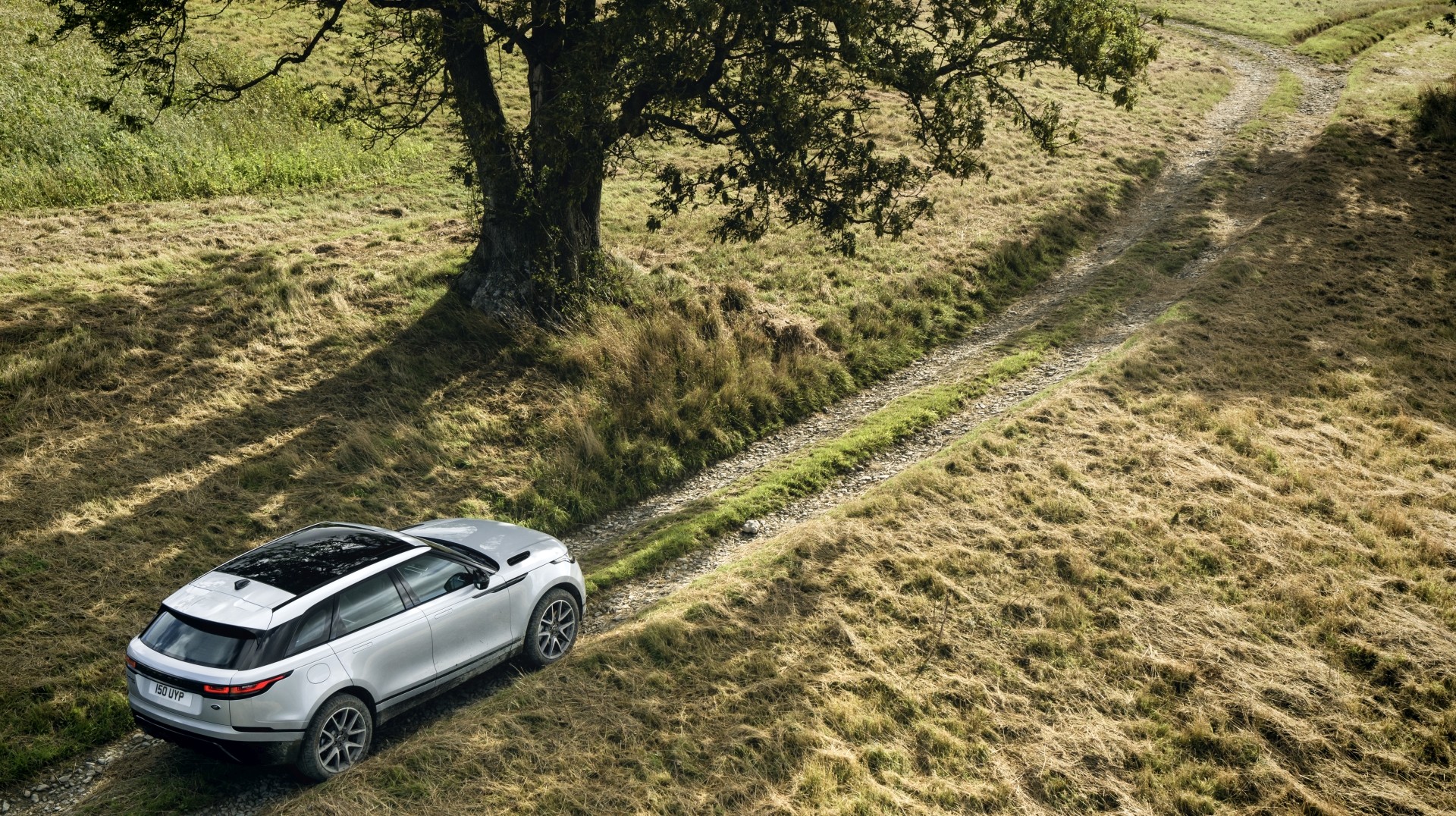 Land Rover Range Rover Velar photo 46