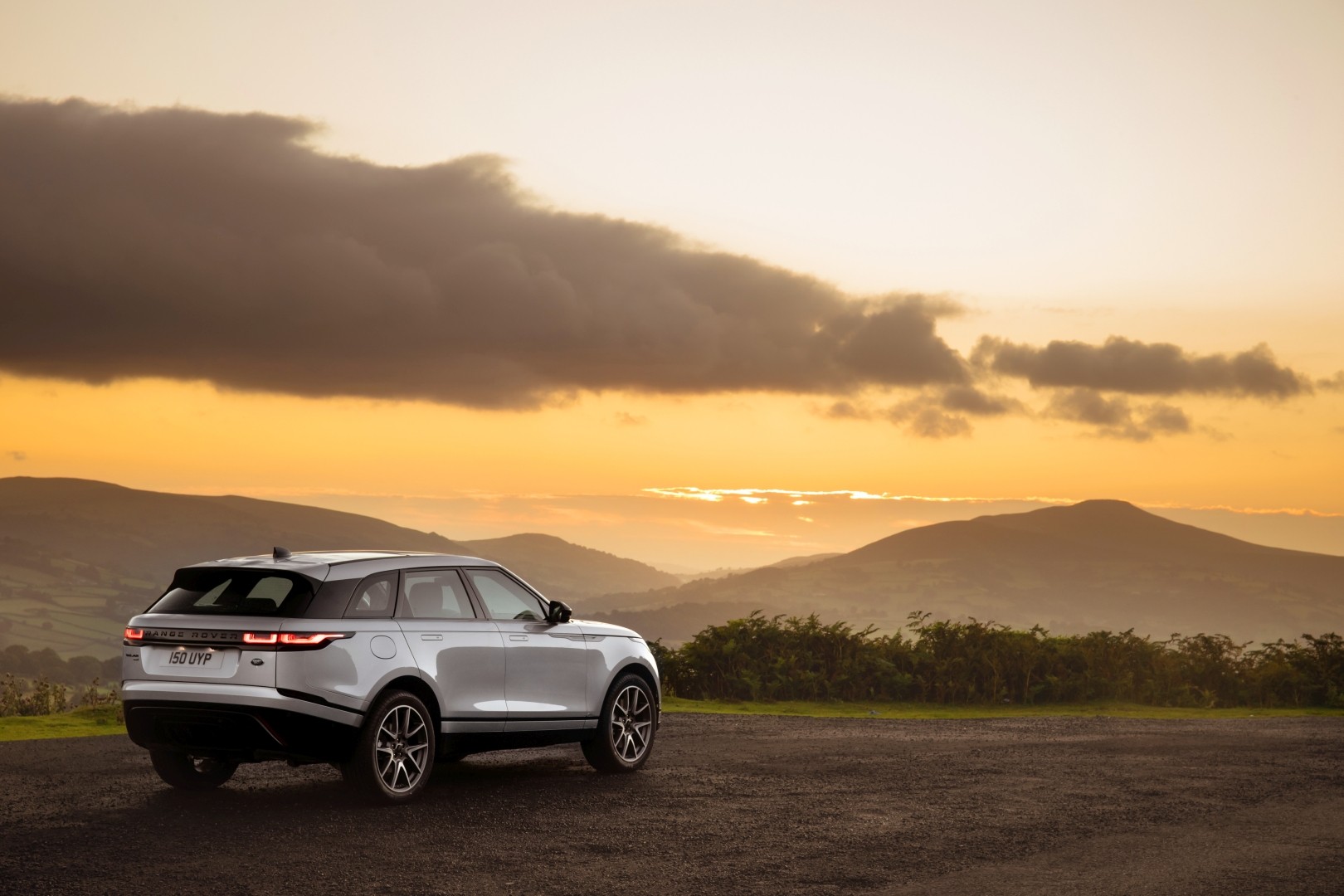 Land Rover Range Rover Velar photo 48