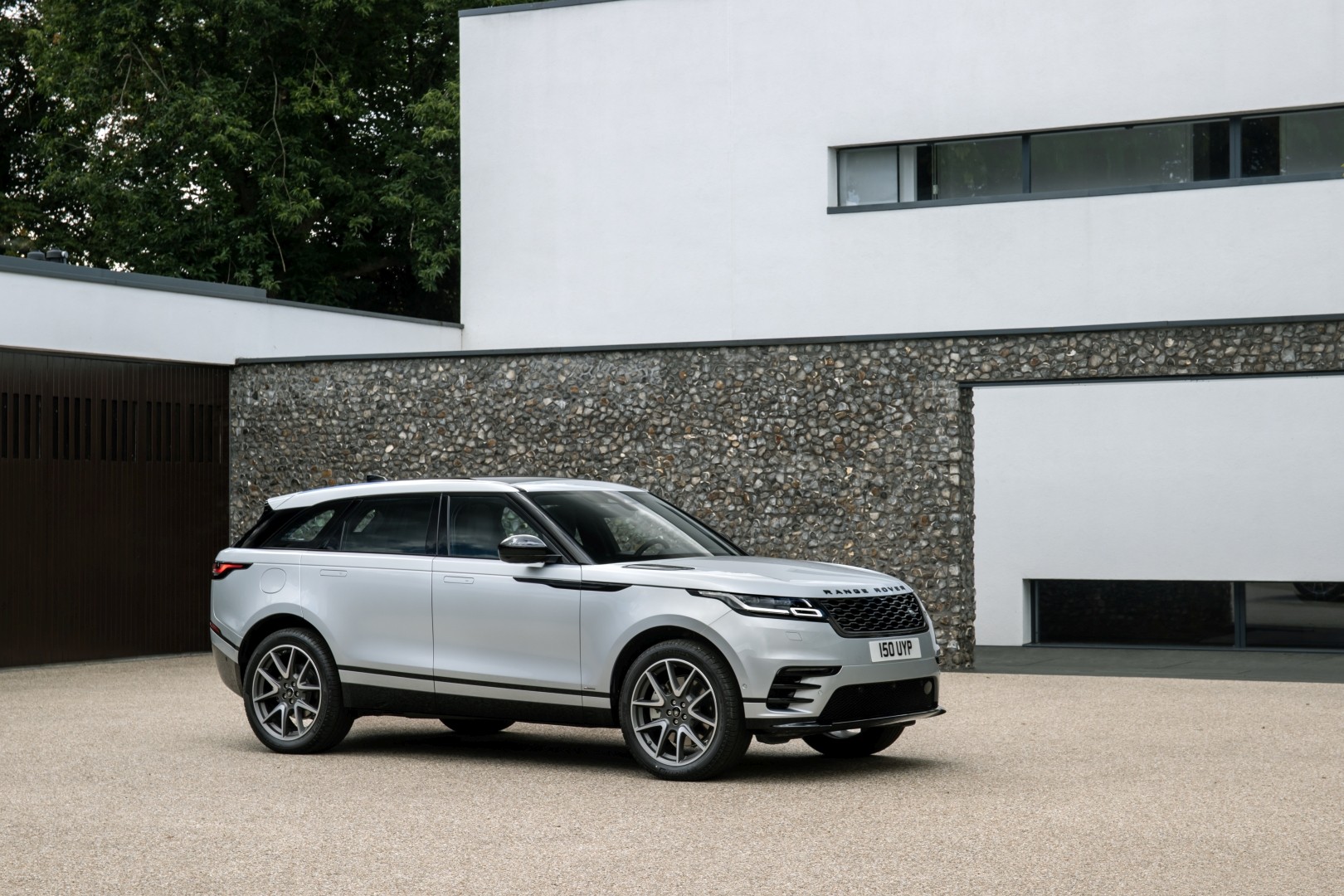 Land Rover Range Rover Velar photo 49