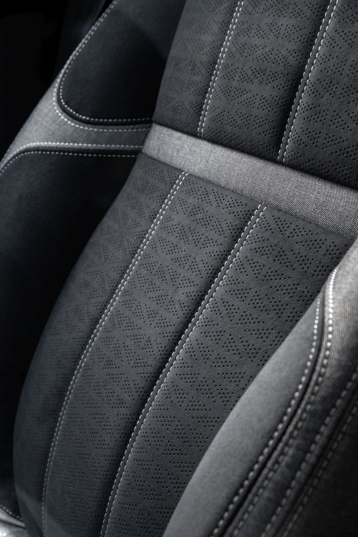 Land Rover Range Rover Velar photo 91