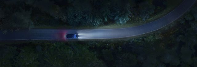 Land Rover Range Rover Velar photo 12