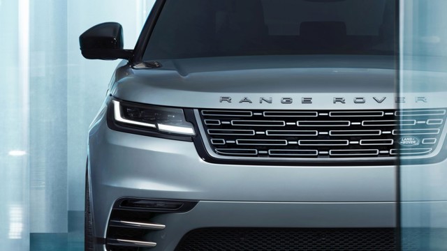 Land Rover Range Rover Velar photo 16
