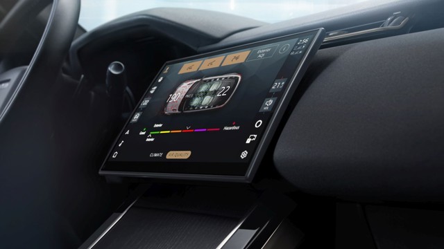 Land Rover Range Rover Velar photo 31