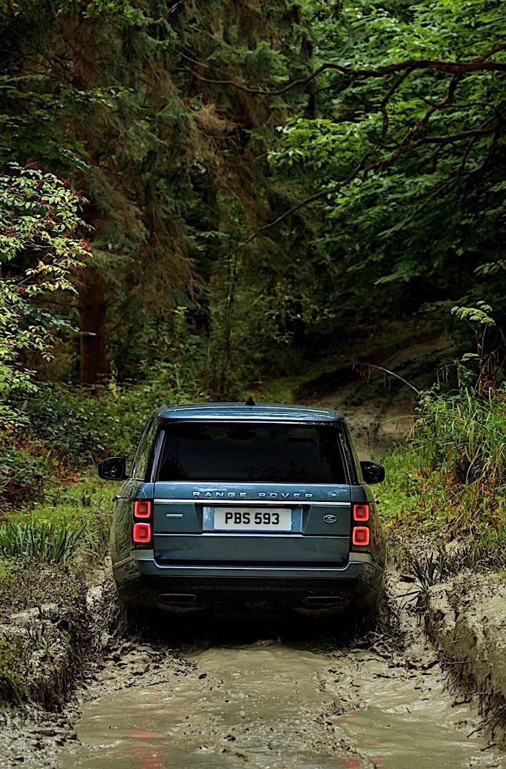 Land Rover Range Rover photo 19