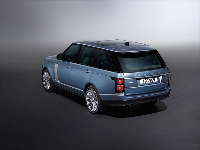 Land Rover Range Rover photo 25