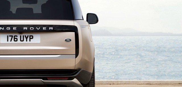 Land Rover Range Rover photo 8