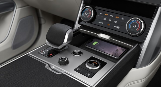 Land Rover Range Rover photo 24